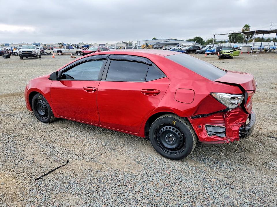 52817396 :رقم المزاد ، 2T1BURHE6JC068375 vin ، 2018 Toyota Corolla مزاد بيع