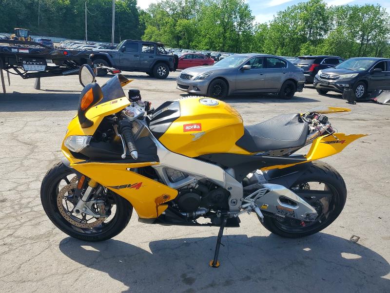 55036886 :رقم المزاد ، ZD4RKU049DS000251 vin ، 2013 Aprilia Rsv4 مزاد بيع