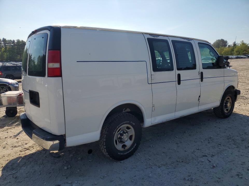 54087806 :رقم المزاد ، 1GCZGTCG3B1145205 vin ، 2011 Chev Express G3500 مزاد بيع