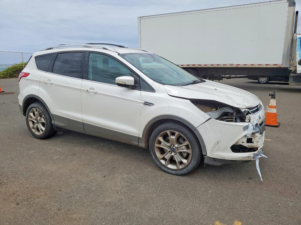 2014 Ford Escape მანქანა იყიდება აუქციონზე, vin: 1FMCU0J98EUC15815, აუქციონის ნომერი: 52414966