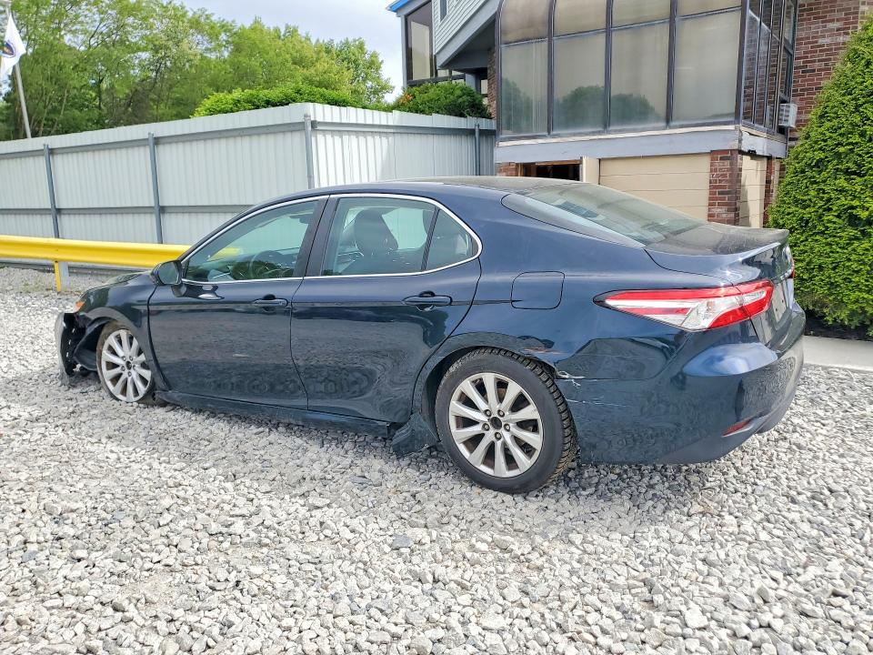 2018 Toyota Camry მანქანა იყიდება აუქციონზე, vin: 4T1B11HK2JU584733, აუქციონის ნომერი: 54586586