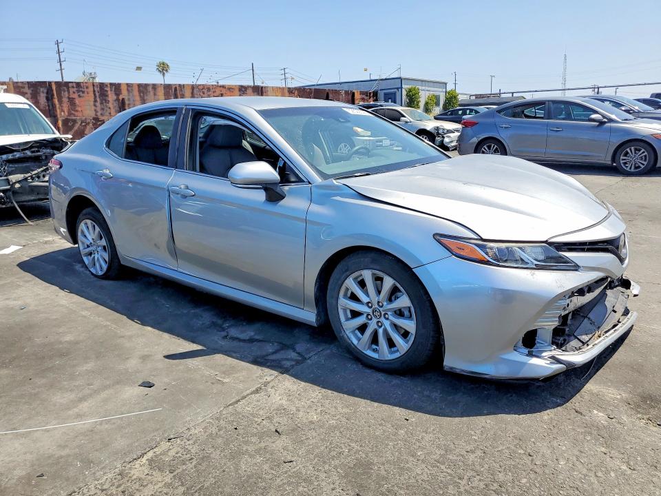 Продажа на аукционе авто 2018 Toyota Camry, vin: 4T1B11HK4JU635567, номер лота: 52522026