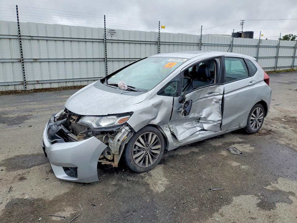 52264726 :رقم المزاد ، 3HGGK5H85FM704542 vin ، 2015 Honda Fit مزاد بيع