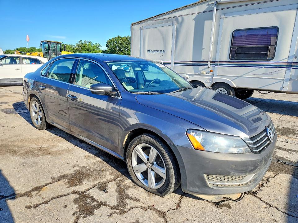Продаж на аукціоні авто 2013 Volkswagen Passat, vin: 1VWBH7A34DC132330, номер лоту: 54691176