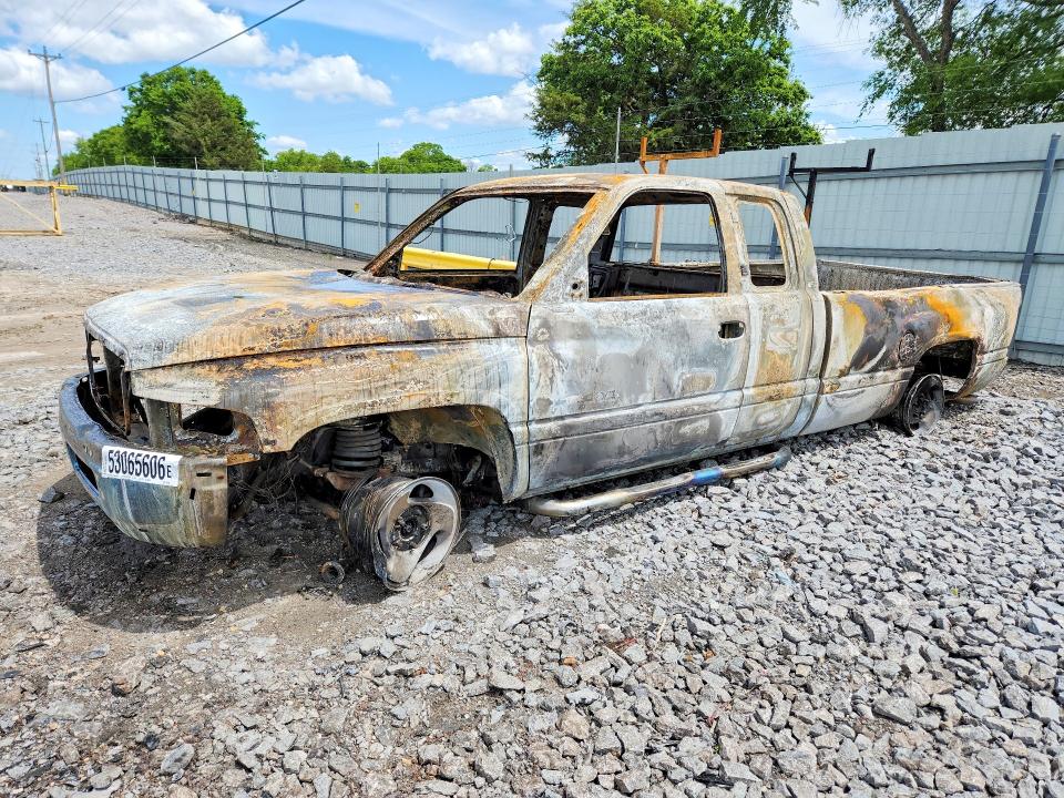Продажа на аукционе авто 2000 Dodge Ram 1500, vin: 3B7HF13Z8YG138135, номер лота: 53065606