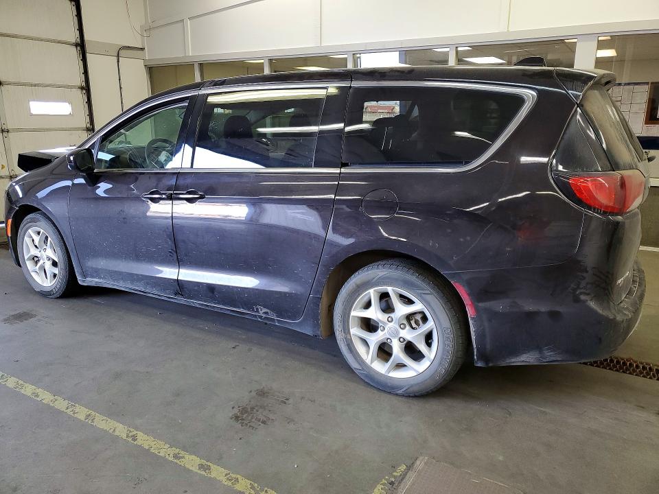 Продажа на аукционе авто 2017 Chrysler Pacifica, vin: 2C4RC1BG2HR833234, номер лота: 53277106
