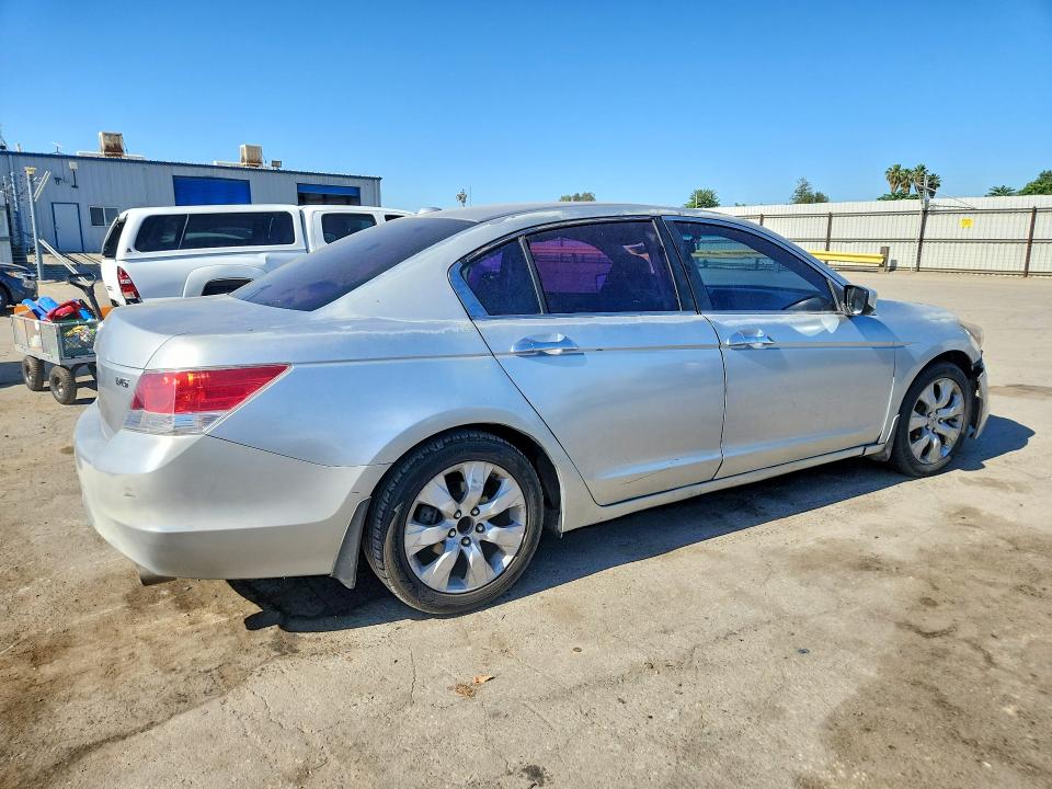 Продажа на аукционе авто 2010 Honda Accord, vin: 1HGCP3F86AA017681, номер лота: 53997026