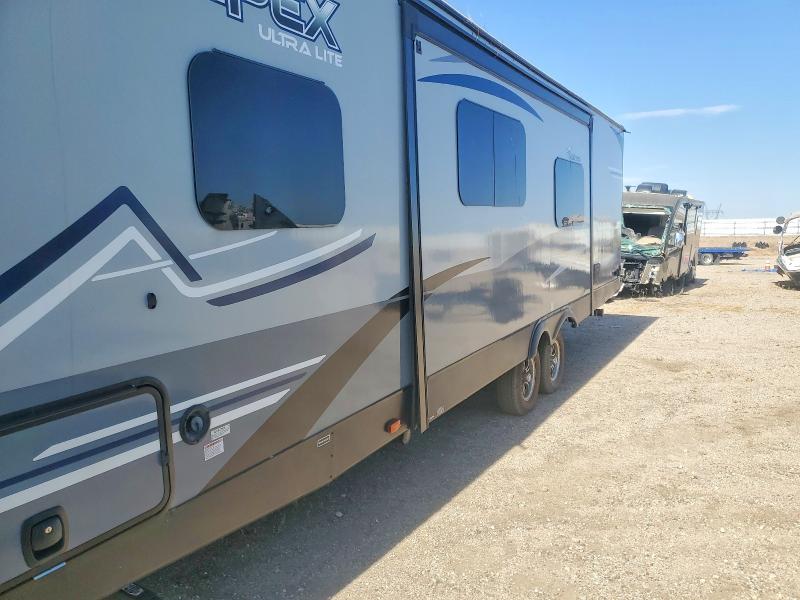 53137466 :رقم المزاد ، 5ZT2CXTB5LS037736 vin ، 2020 Foresriver Coachmen Apex مزاد بيع