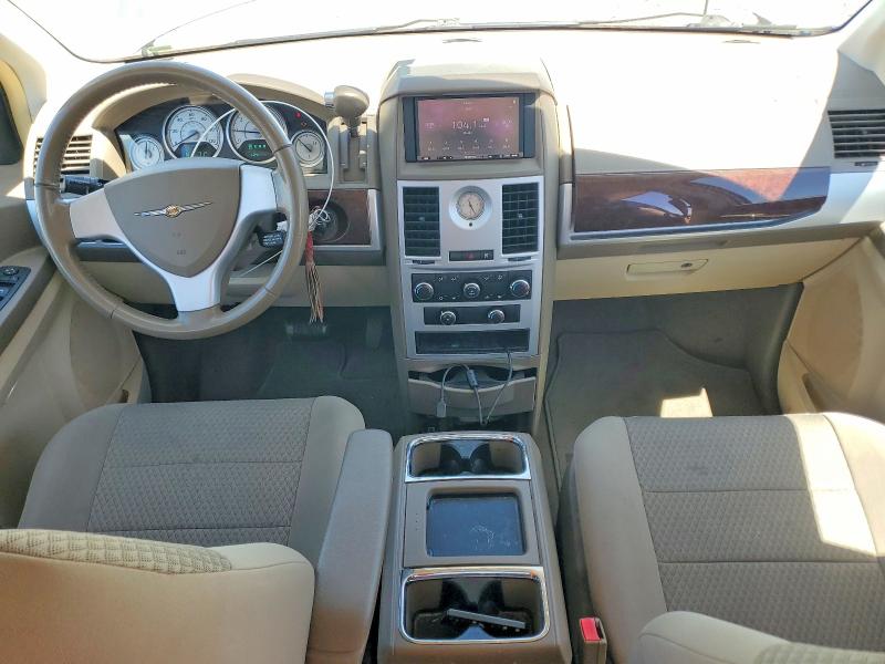 2010 Chrysler Town & Country მანქანა იყიდება აუქციონზე, vin: 2A4RR5D17AR183427, აუქციონის ნომერი: 52765206
