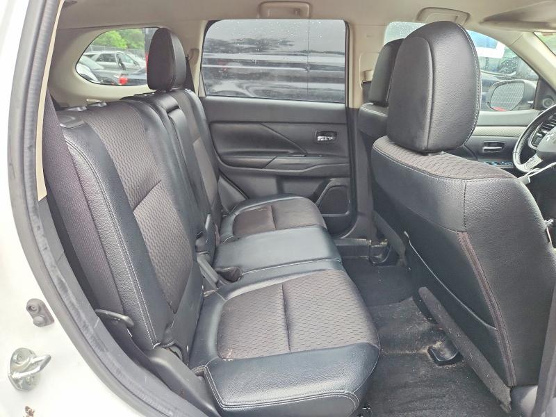 Продажа на аукционе авто 2015 Mitsubishi Outlander, vin: JA4AD3A39FZ004226, номер лота: 54591906