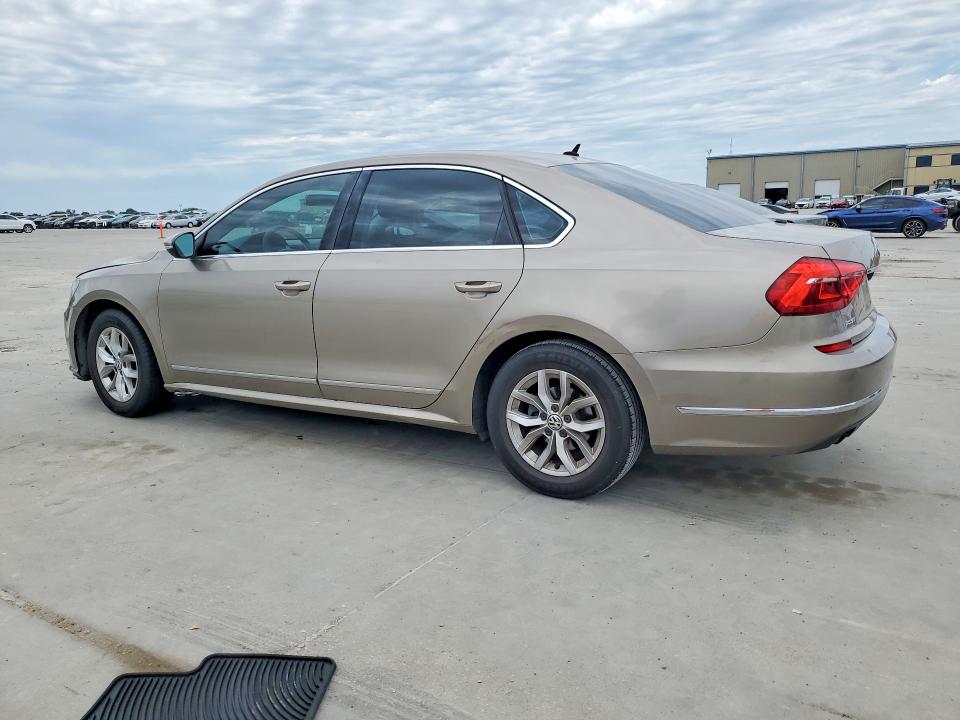 53971406 :رقم المزاد ، 1VWAT7A30GC022731 vin ، 2016 Volkswagen Passat مزاد بيع