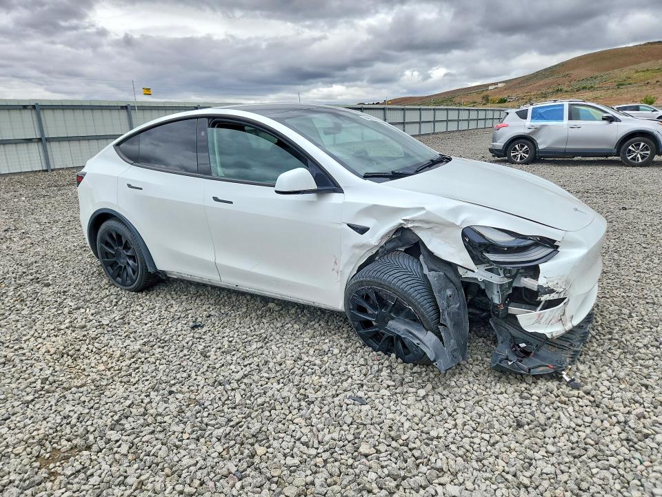 Продажа на аукционе авто 2023 Tesla Model Y, vin: 7SAYGDEE2PF895726, номер лота: 54882266