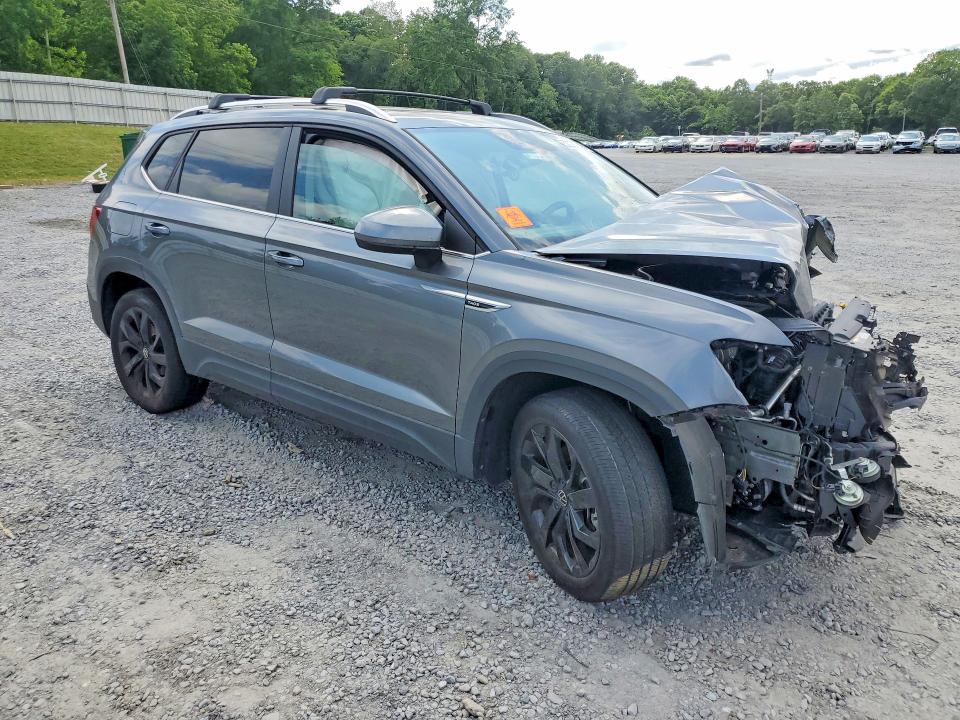 Продаж на аукціоні авто 2022 Volkswagen Taos, vin: 3VVPX7B20NM098695, номер лоту: 52097256
