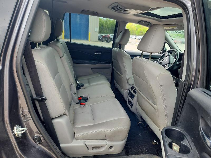 Продаж на аукціоні авто 2017 Honda Pilot, vin: 5FNYF6H92HB076887, номер лоту: 52307386