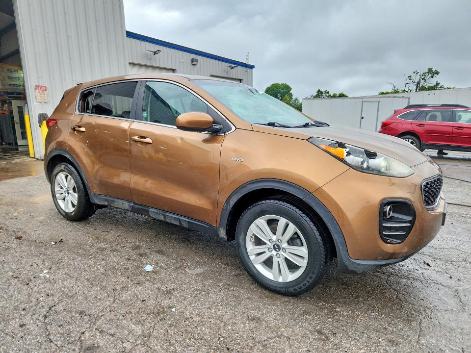 Продаж на аукціоні авто 2017 Kia Sportage, vin: KNDPMCAC9H7130911, номер лоту: 54671046
