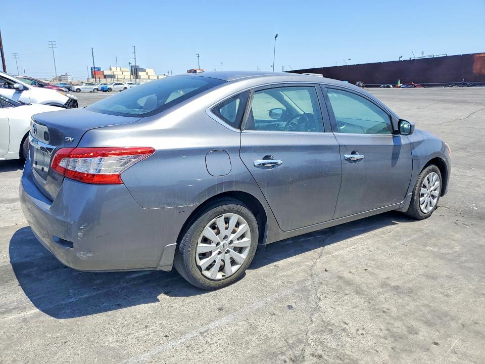 2015 Nissan Sentra მანქანა იყიდება აუქციონზე, vin: 3N1AB7AP1FL673462, აუქციონის ნომერი: 54811606