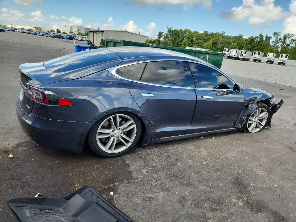 Продажа на аукционе авто 2018 Tesla Model S, vin: 5YJSA1E25JF244834, номер лота: 54146776