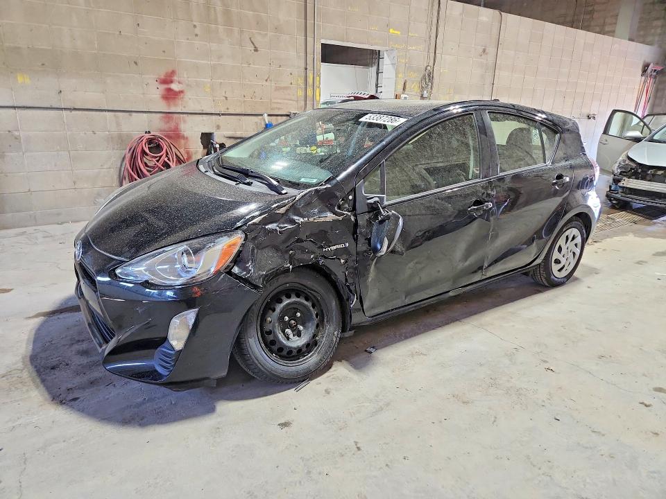 53387286 :رقم المزاد ، JTDKDTB39G1590838 vin ، 2016 Toyota Prius C مزاد بيع