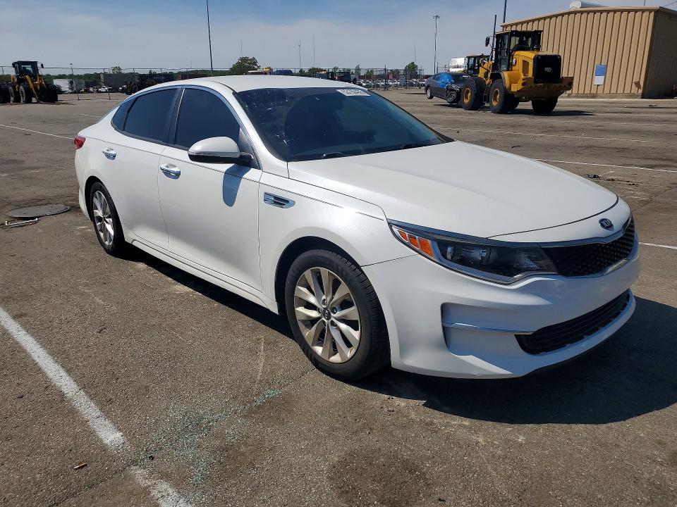Продаж на аукціоні авто 2018 Kia Optima, vin: 5XXGT4L34JG266740, номер лоту: 53100436