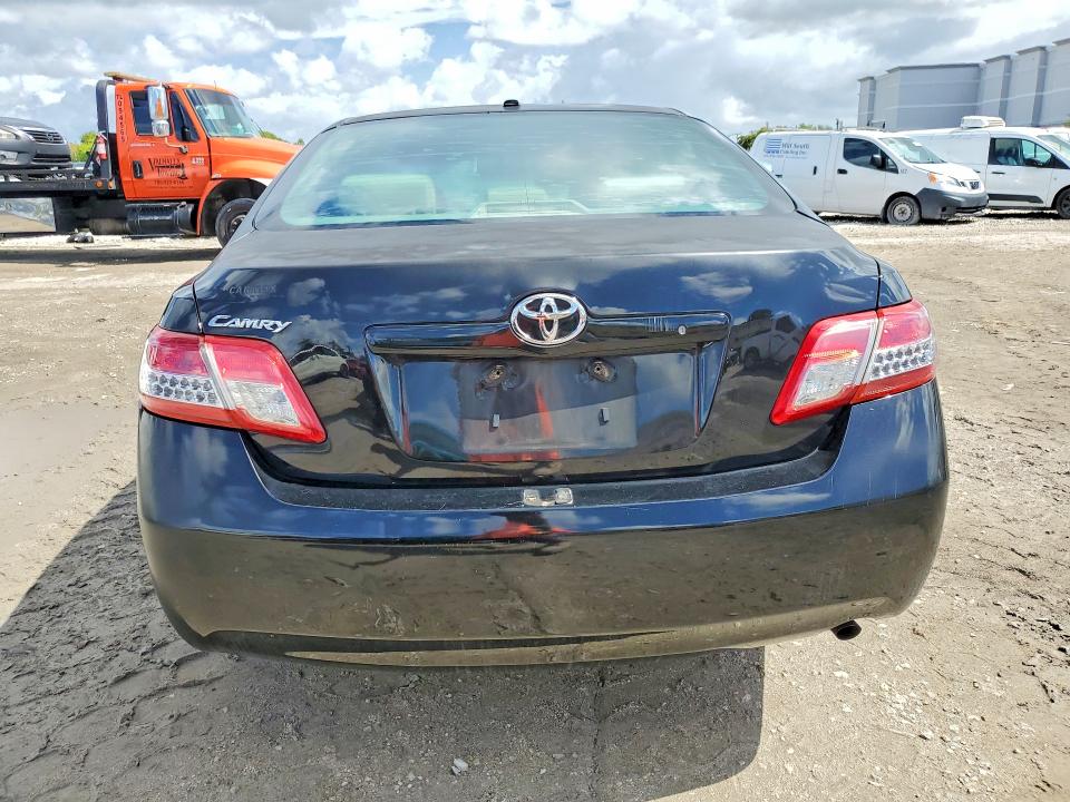 54271826 :رقم المزاد ، 4T1BF3EK0BU190585 vin ، 2011 Toyota Camry مزاد بيع