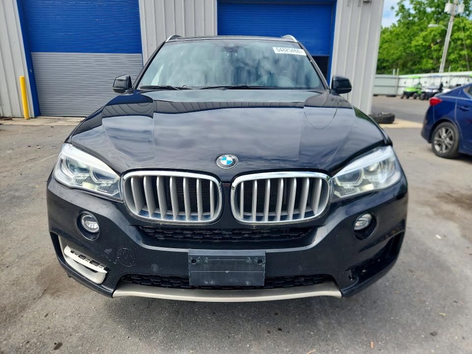 54825466 :رقم المزاد ، 5UXKR0C52J0X97390 vin ، 2018 Bmw X5 مزاد بيع
