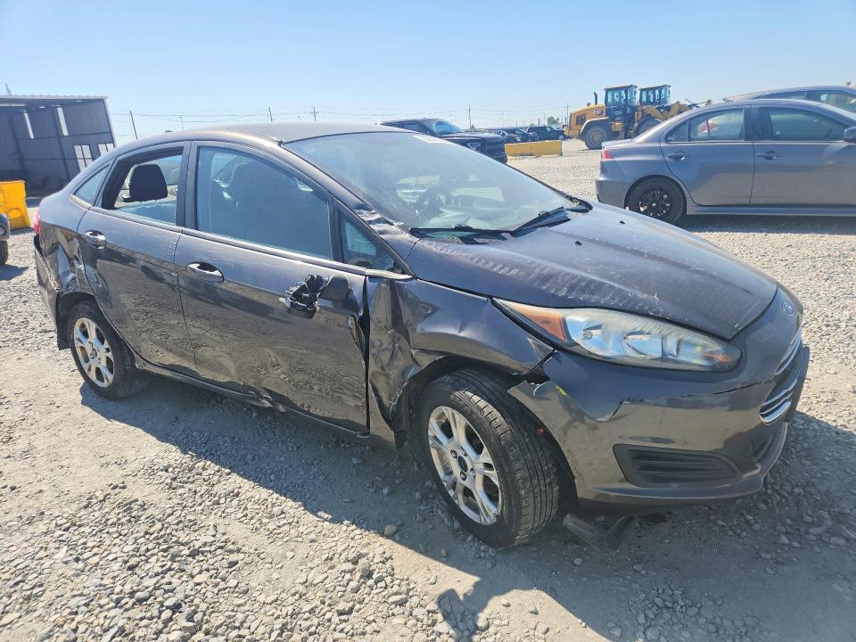53379366 :رقم المزاد ، 3FADP4BJ2FM216860 vin ، 2015 Ford Fiesta مزاد بيع