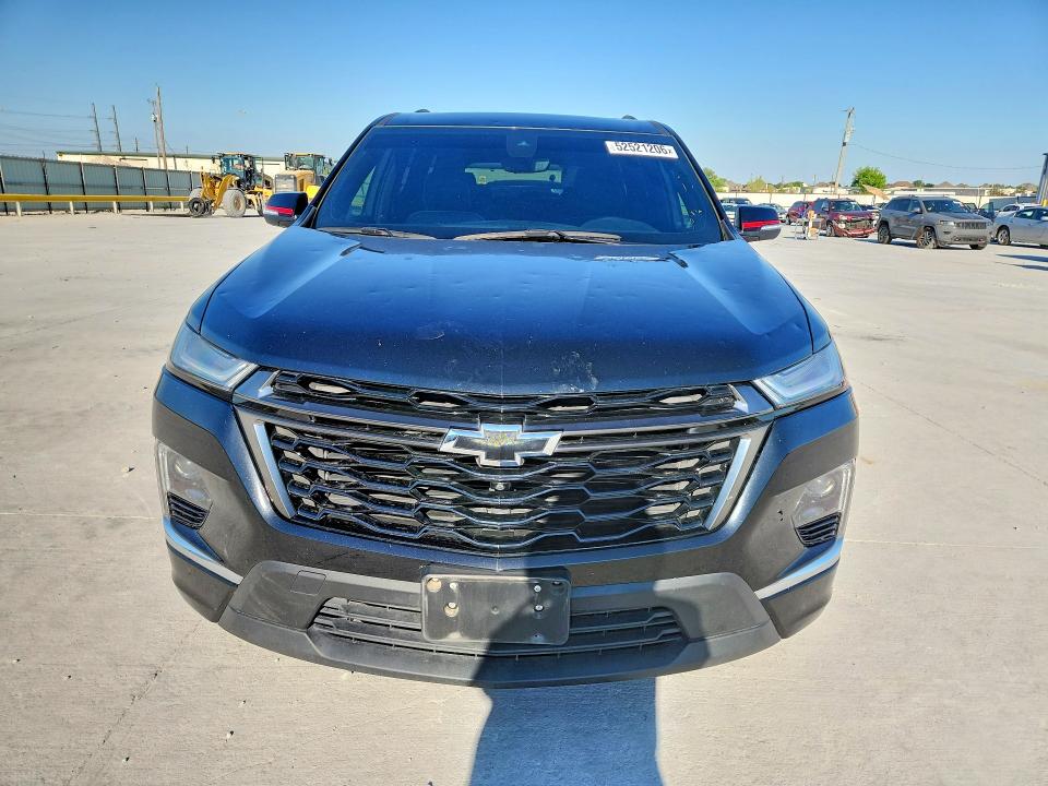 2022 Chevrolet Traverse მანქანა იყიდება აუქციონზე, vin: 1GNEVKKW5NJ111043, აუქციონის ნომერი: 52521206