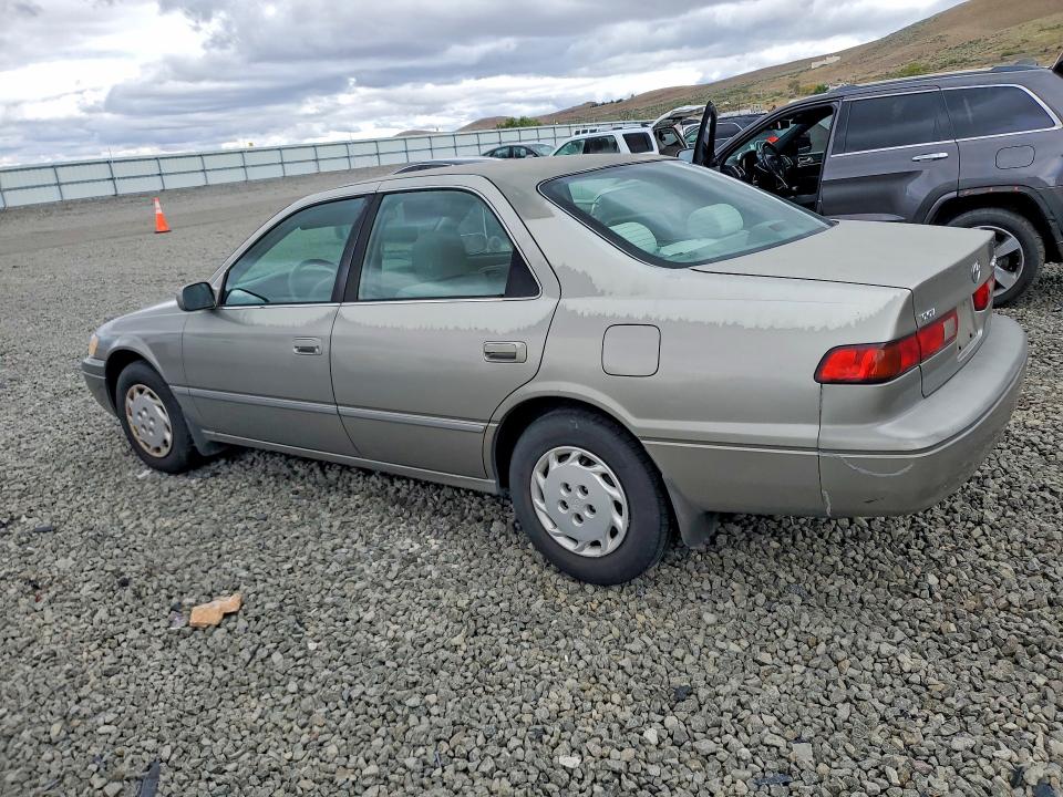 55404736 :رقم المزاد ، JT2BG22K0W0231934 vin ، 1998 Toyota Camry مزاد بيع