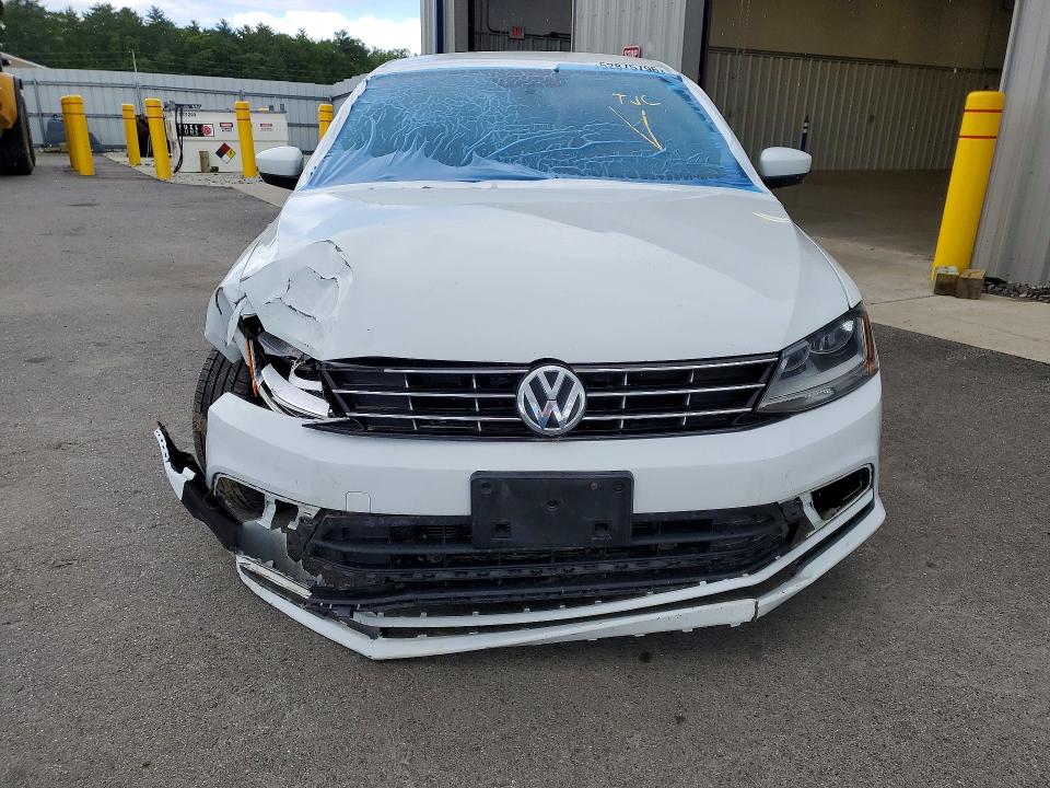 Продаж на аукціоні авто 2018 Volkswagen Jetta, vin: 3VW2B7AJ1JM224991, номер лоту: 52875796