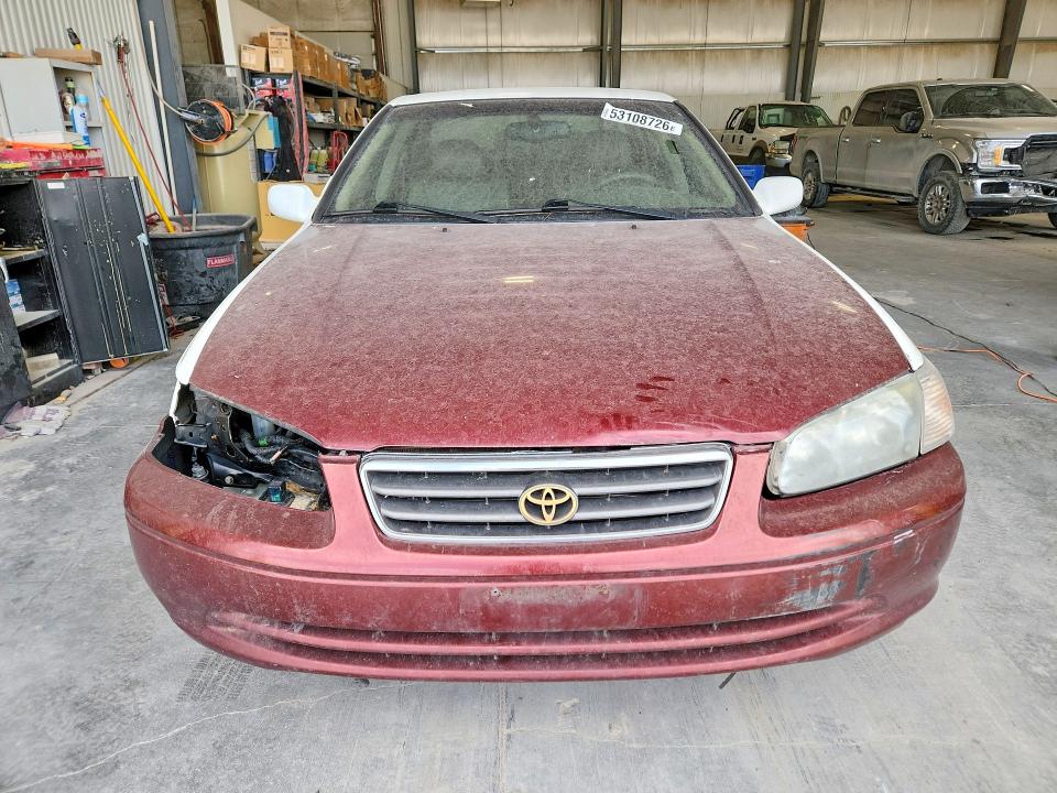 53108726 :رقم المزاد ، 4T1BF28K71U970586 vin ، 2001 Toyota Camry مزاد بيع