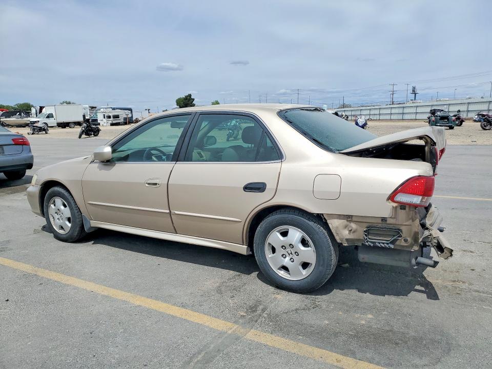 53666306 :رقم المزاد ، 1HGCG16591A086598 vin ، 2001 Honda Accord مزاد بيع