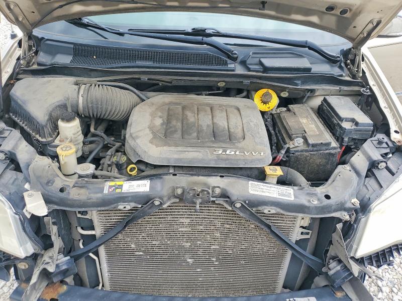 2015 Chrysler Town & Country მანქანა იყიდება აუქციონზე, vin: 2C4RC1CGXFR521089, აუქციონის ნომერი: 52425146