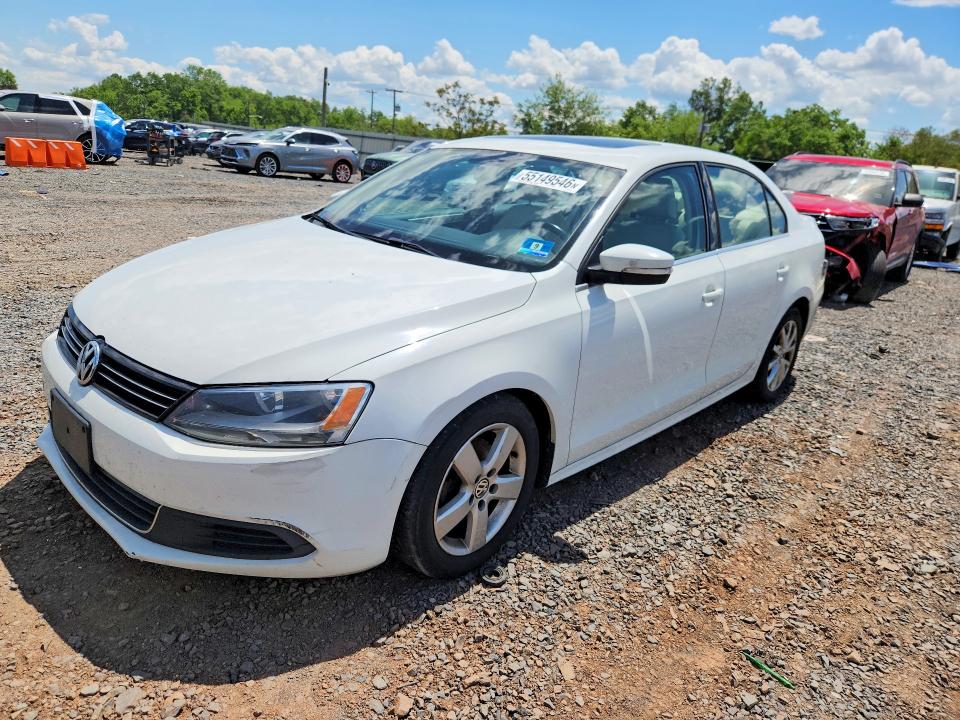 55149546 :رقم المزاد ، 3VWD17AJ9EM442856 vin ، 2014 Volkswagen Jetta مزاد بيع