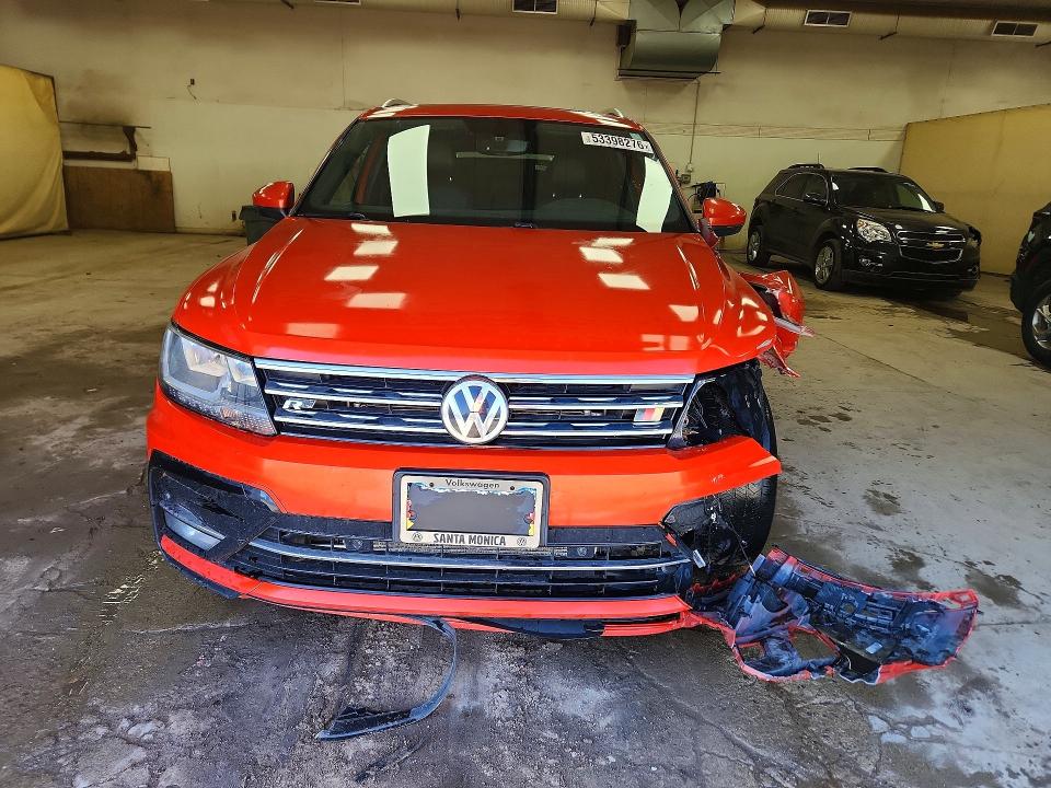 53398276 :رقم المزاد ، 3VV2B7AX8KM020960 vin ، 2019 Volkswagen Tiguan مزاد بيع