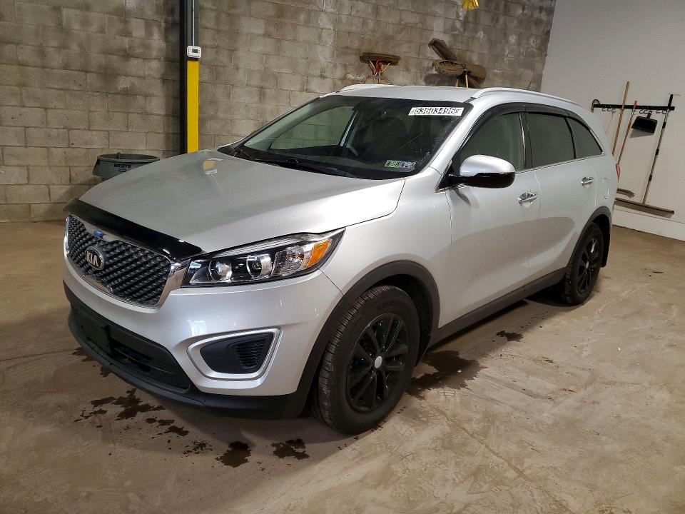 53603496 :رقم المزاد ، 5XYPG4A51JG406411 vin ، 2018 Kia Sorento مزاد بيع