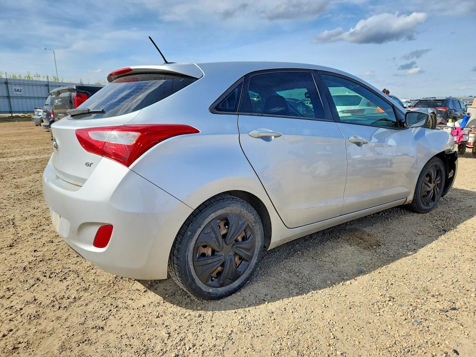 Продажа на аукционе авто 2015 Hyundai Elantra Gt, vin: KMHD25LH1FU236079, номер лота: 51902466