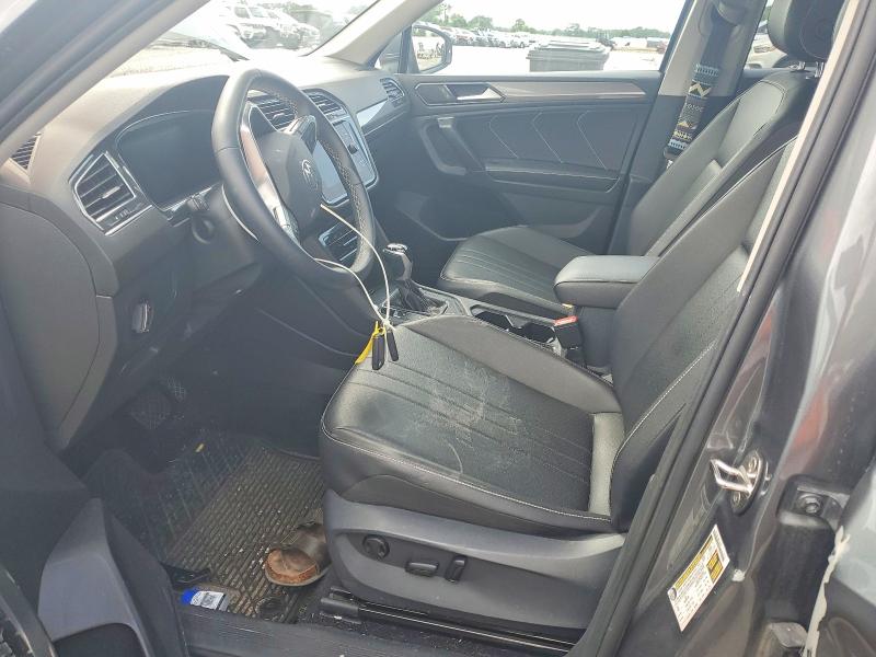 54848196 :رقم المزاد ، 3VV2B7AX5NM129963 vin ، 2022 Volkswagen Tiguan مزاد بيع