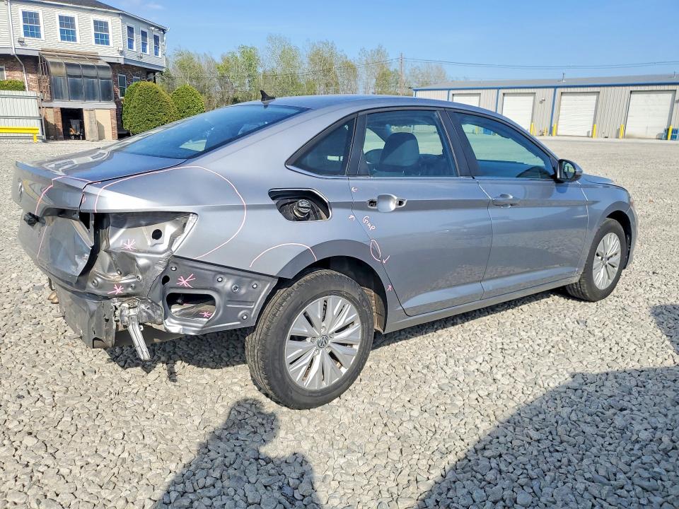 52015976 :رقم المزاد ، 3VWC57BU4KM176022 vin ، 2019 Volkswagen Jetta مزاد بيع