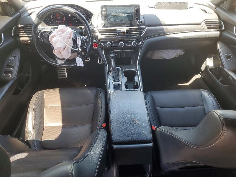 Продажа на аукционе авто 2018 Honda Accord, vin: 1HGCV1F3XJA228929, номер лота: 54146176