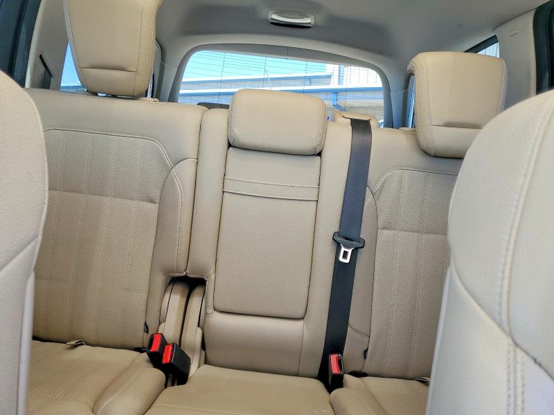 53174596 :رقم المزاد ، 4JGDF6EE6HA848456 vin ، 2017 Mercedes-benz Gls مزاد بيع