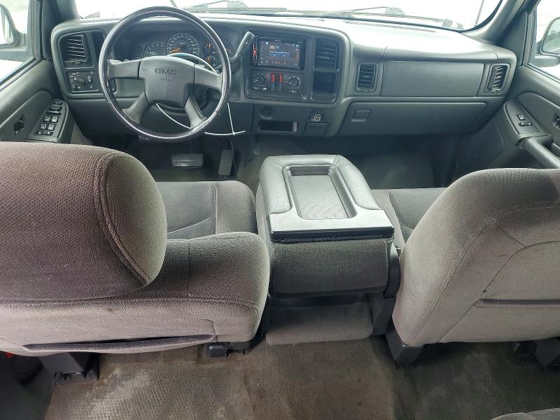 53136786 :رقم المزاد ، 2GTEC13T451388743 vin ، 2005 Gmc New Sierra مزاد بيع