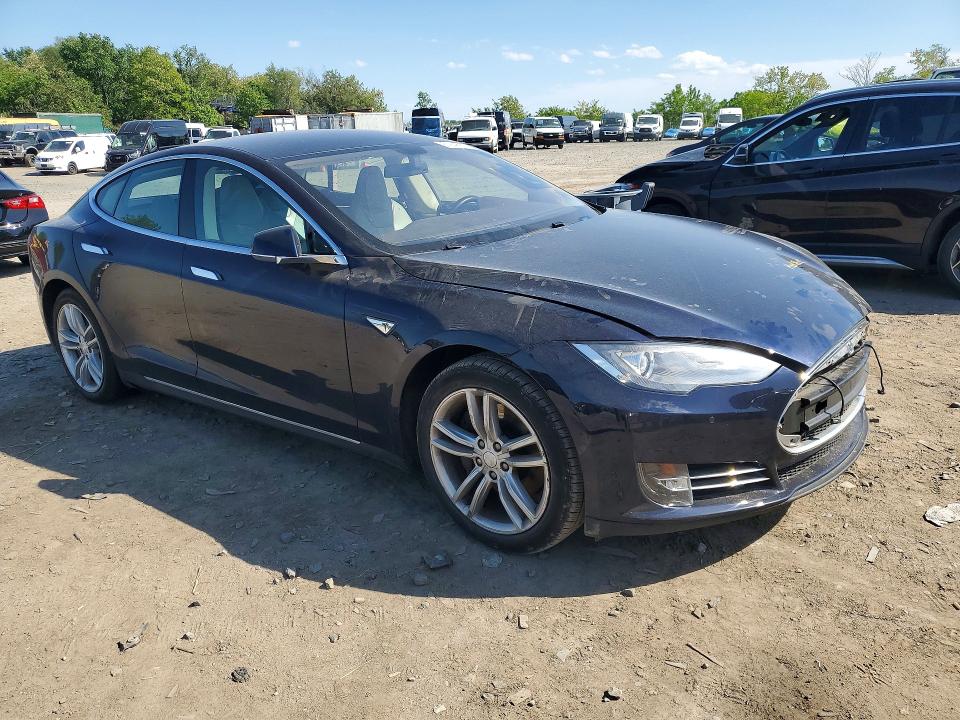 51848926 :رقم المزاد ، 5YJSA1H12EFP41588 vin ، 2014 Tesla Model S مزاد بيع