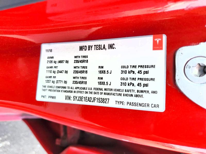 49828646 :رقم المزاد ، 5YJ3E1EA2JF153827 vin ، 2018 Tesla Model 3 مزاد بيع