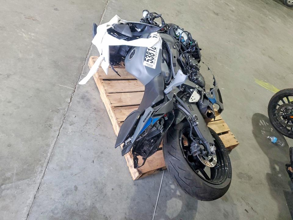 53818226 :رقم المزاد ، JKBZXJJ14SA027253 vin ، 2025 Kawasaki Zx636 مزاد بيع
