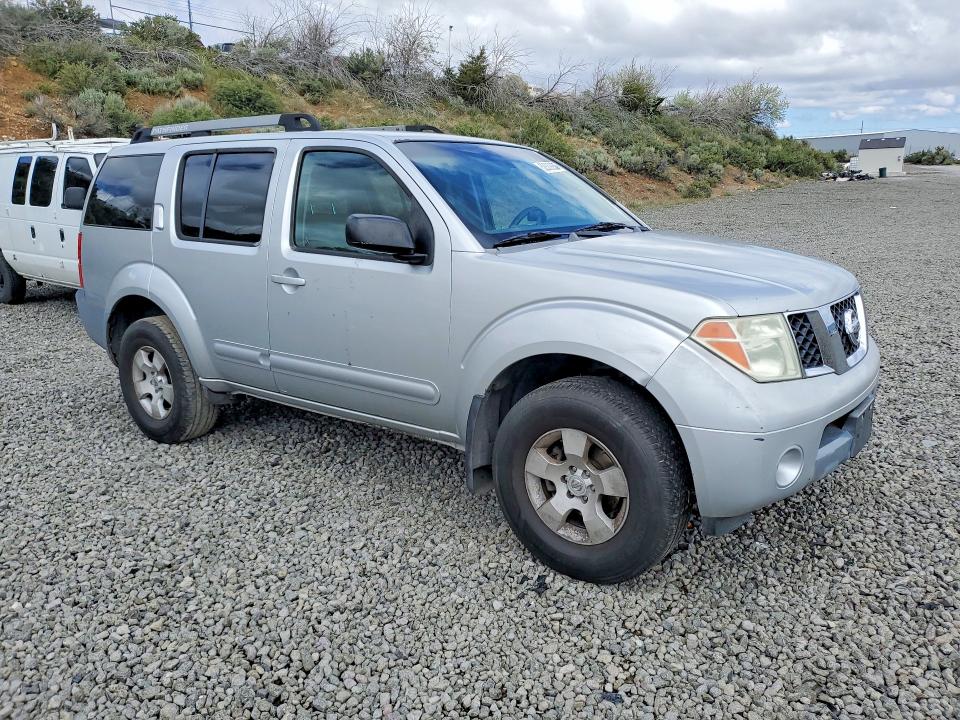 2005 Nissan Pathfinder მანქანა იყიდება აუქციონზე, vin: 5N1AR18W55C748852, აუქციონის ნომერი: 52539266