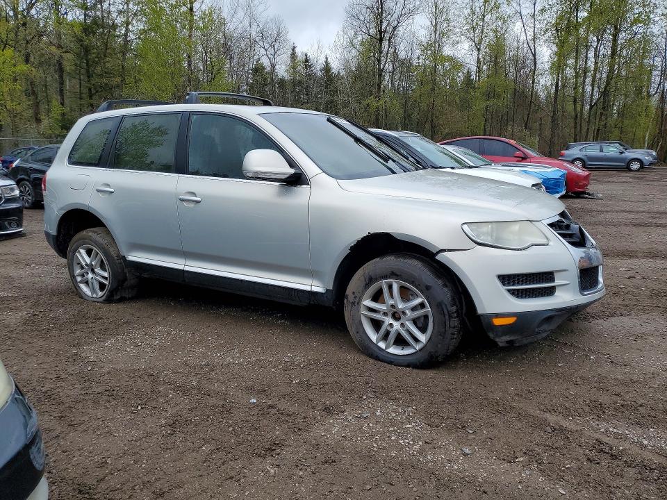 2010 Volkswagen Touareg მანქანა იყიდება აუქციონზე, vin: WVGFK6A96AD002782, აუქციონის ნომერი: 53200036