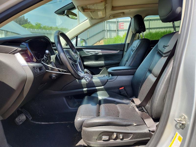 53790916 :رقم المزاد ، 1GYKNDRS1HZ223462 vin ، 2017 Cadillac Xt5 مزاد بيع