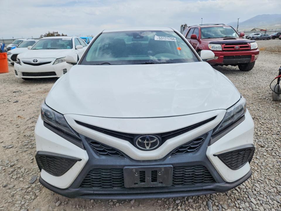 Продажа на аукционе авто 2023 Toyota Camry, vin: 4T1G11AK9PU096520, номер лота: 53171706