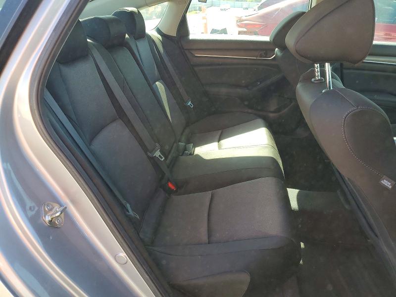 53531016 :رقم المزاد ، 1HGCV1F12LA114537 vin ، 2020 Honda Accord مزاد بيع