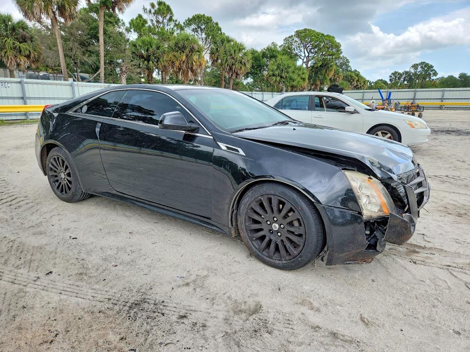52487706 :رقم المزاد ، 1G6DM1ED8B0158664 vin ، 2011 Cadillac Cts مزاد بيع